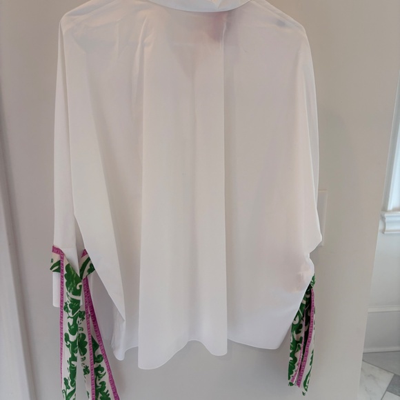 Carolina Herrera White Blouse w silk wrist scarf ties - Picture 4 of 4